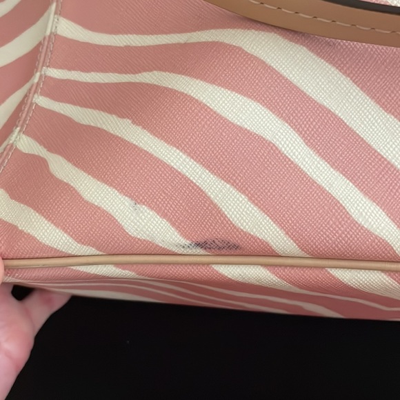 Coach Tote - Picture 6 of 16